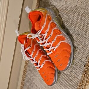 Nike Air Vapormax Plus Sneakers